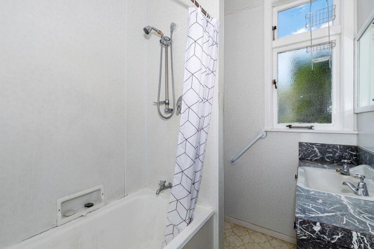 Photo of property in 38 Aroha View Avenue, Te Aroha, 3320