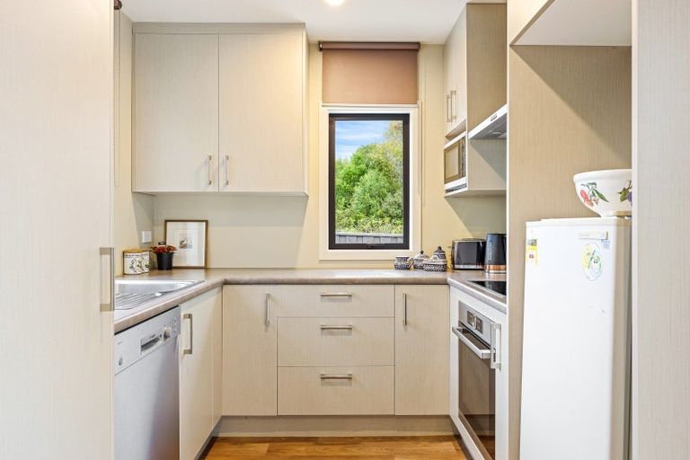 Photo of property in 2/104 Perry Street, Papanui, Christchurch, 8053