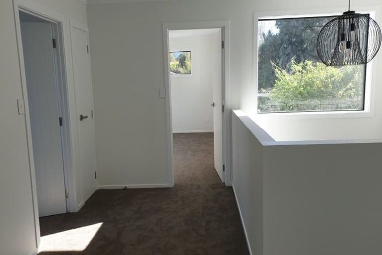 Photo of property in 210a Forrest Hill Road, Forrest Hill, Auckland, 0620