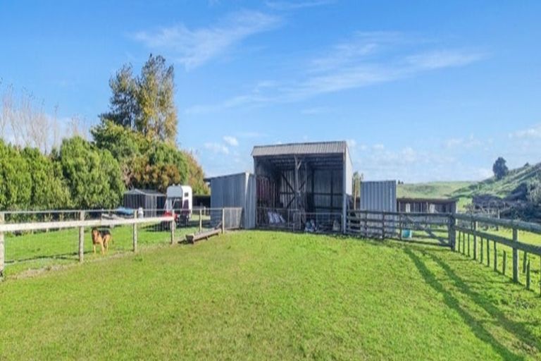Photo of property in 173 Leedstown Road, Hunterville, Marton, 4787