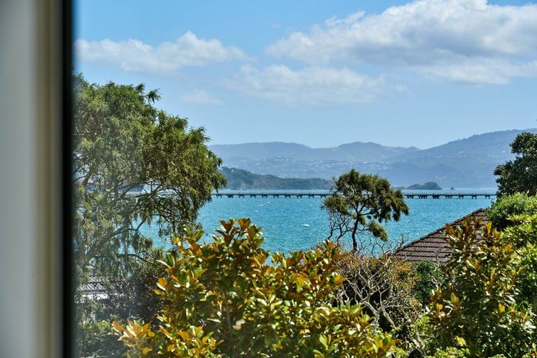 Photo of property in 5 Cheviot Road, Lowry Bay, Lower Hutt, 5013