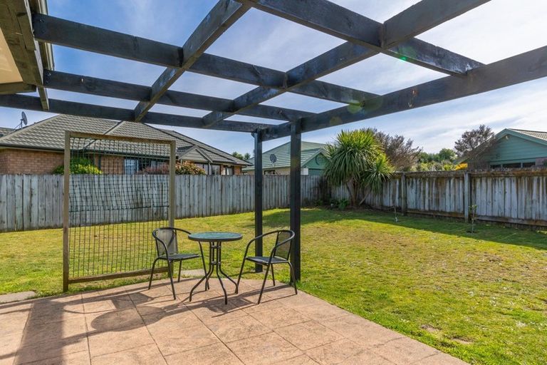 Photo of property in 39 Spackman Crescent, Paraparaumu, 5032