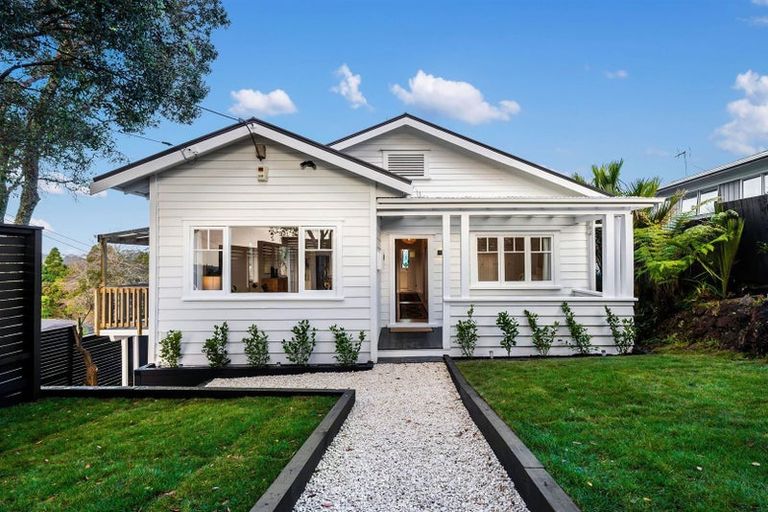 Photo of property in 67 Verran Road, Birkenhead, Auckland, 0626