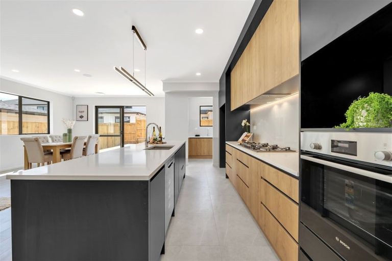 Photo of property in 14 Koromeke Street, Flat Bush, Auckland, 2019