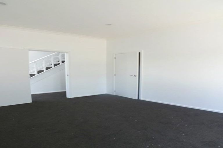 Photo of property in 1/190 The Parade, Island Bay, Wellington, 6023