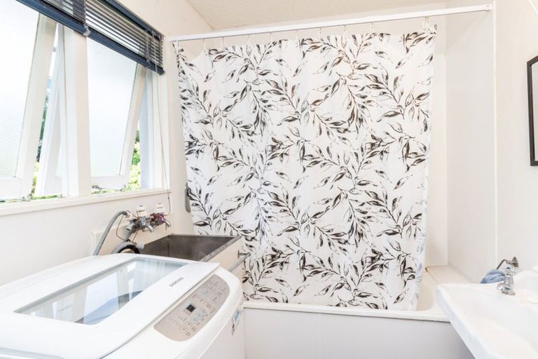 Photo of property in Finnimore Apartments, 23 Finnimore Terrace, Vogeltown, Wellington, 6021