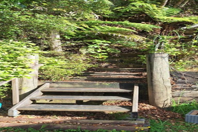 Photo of property in 22 Aragon Grove, Kingsley Heights, Upper Hutt, 5018