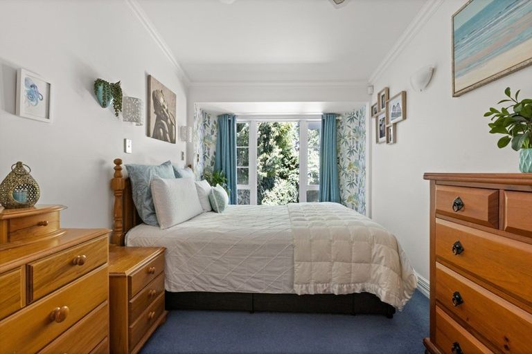 Photo of property in 128 Charles Street, Westshore, Napier, 4110