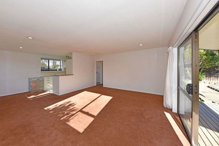 Photo of property in 2/40 Meadow Street, Papanui, Christchurch, 8052