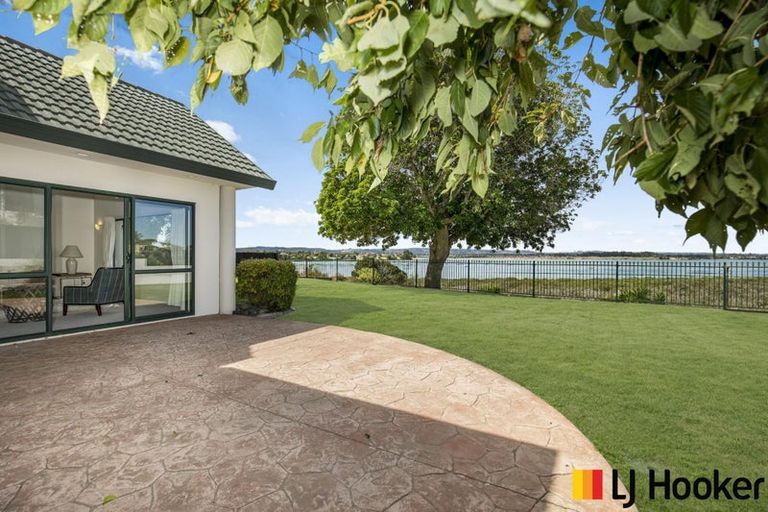 Photo of property in 82 Glenross Drive, Wattle Downs, Auckland, 2103