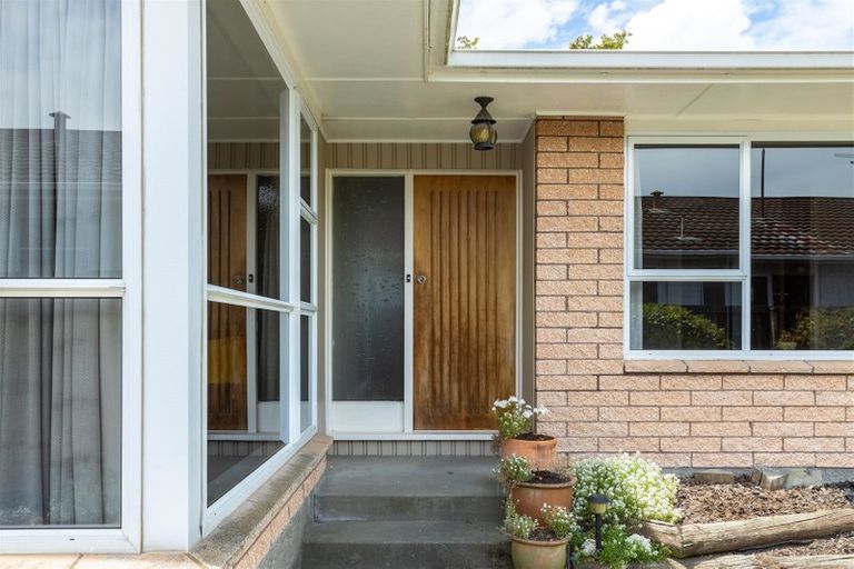 Photo of property in 39 Kent Lodge Avenue, Avonhead, Christchurch, 8042