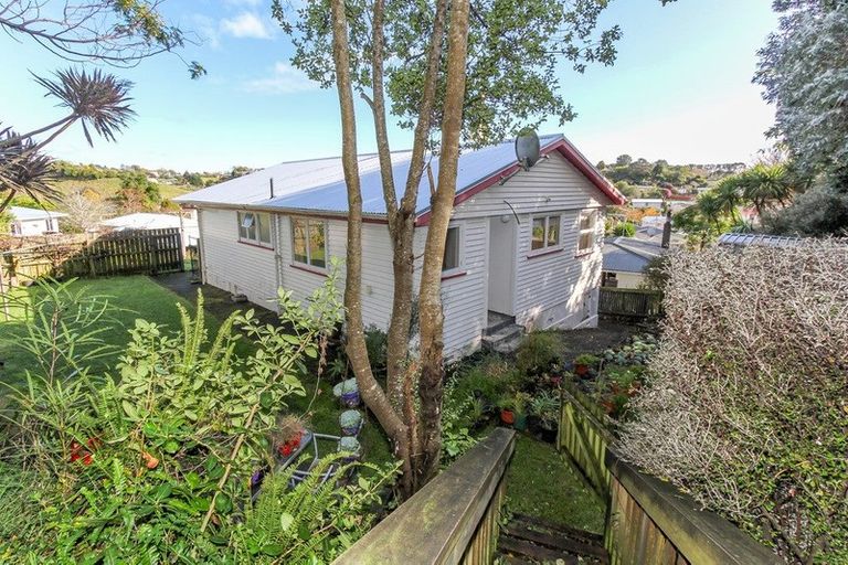 Photo of property in 9 Sardinha Place, Marfell, New Plymouth, 4310