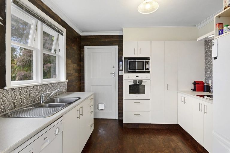 Photo of property in 593 Queen Street East, Levin, 5510