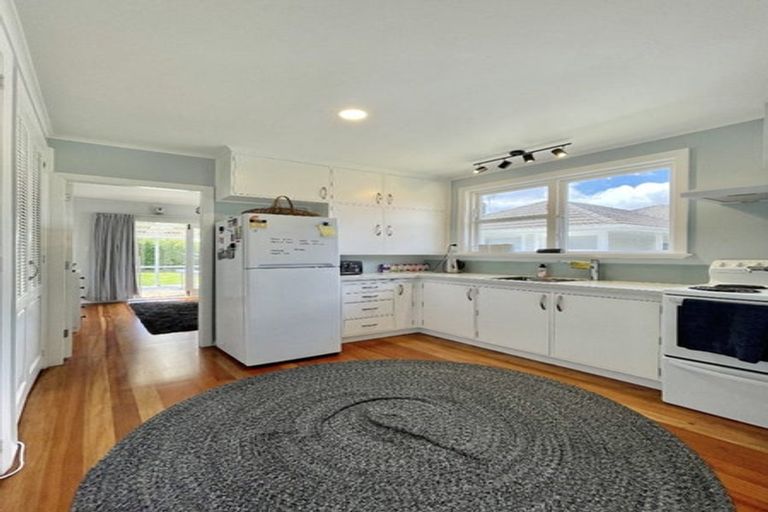 Photo of property in 12 Argyle Grove, Trentham, Upper Hutt, 5018