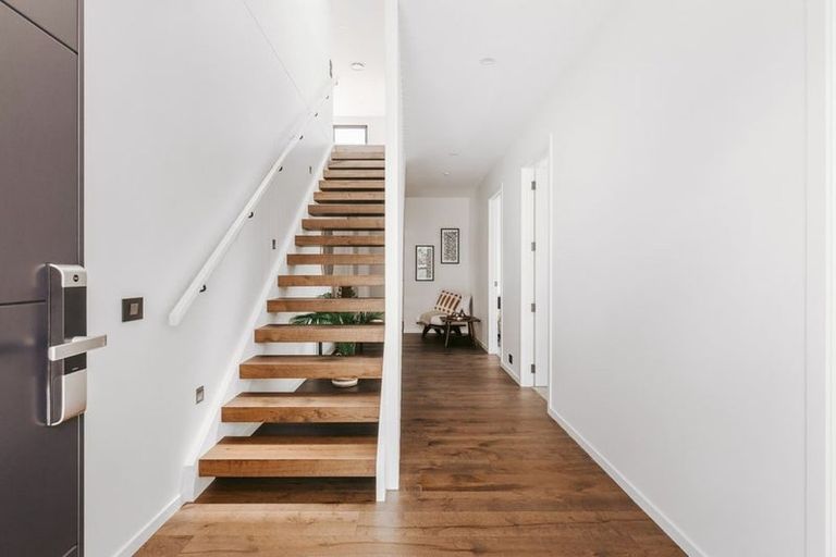 Photo of property in 8a Freyberg Street, Otumoetai, Tauranga, 3110