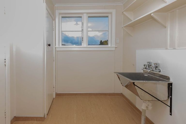 Photo of property in 18 Conlon Street, Reefton, 7830