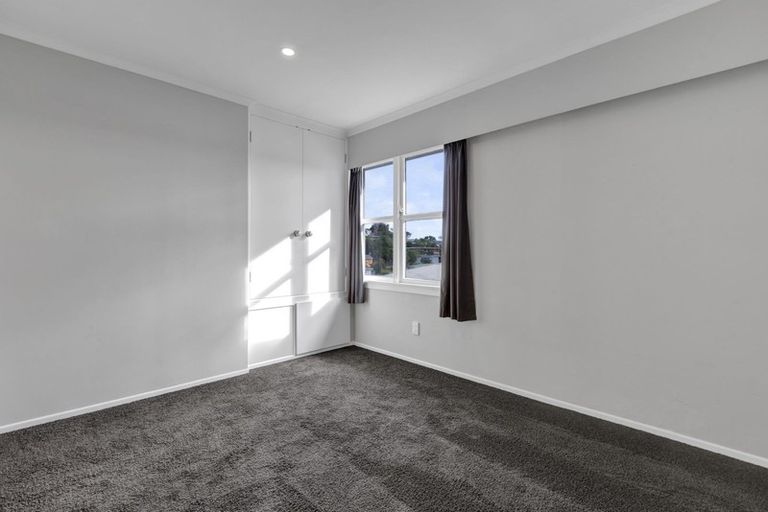 Photo of property in 8 Penrith Street, Westown, New Plymouth, 4310