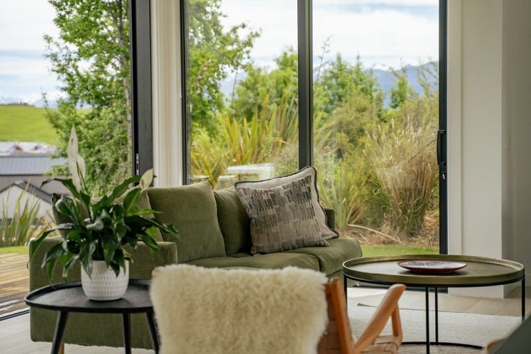 Photo of property in 1 Torridon Court, Jacks Point, Queenstown, 9371