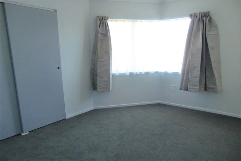 Photo of property in 4 Euclid Street, Vogeltown, New Plymouth, 4310