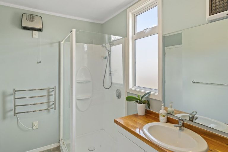 Photo of property in 16 Collins Road, Richmond, 7020