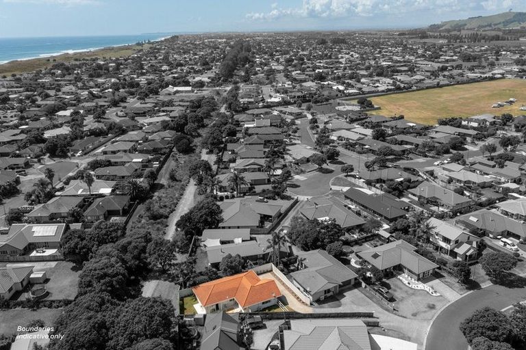 Photo of property in 7 Reef Avenue, Papamoa Beach, Papamoa, 3118