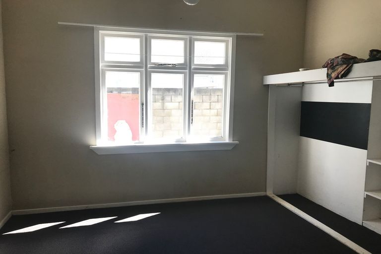 Photo of property in 98 Glen Road, The Glen, Dunedin, 9011