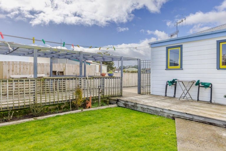 Photo of property in 19 Saint Clair Street, Takapau, 4203
