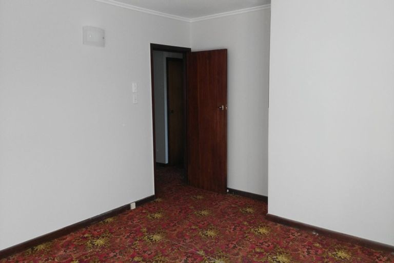 Photo of property in 44 Brandon Road, Glen Eden, Auckland, 0602