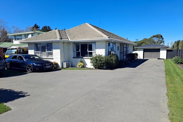 Photo of property in 695 Main South Road, Islington, Christchurch, 8042