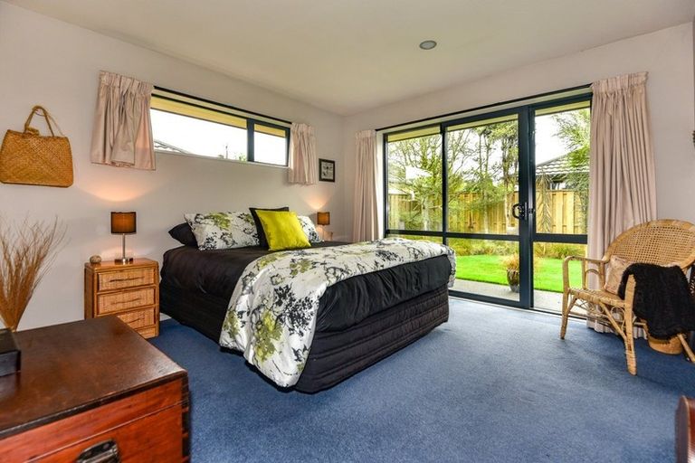 Photo of property in 11 Mahlet Street, Northwood, Christchurch, 8051