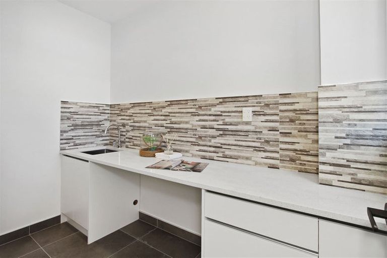 Photo of property in 3 Kaitiaki Drive, Clarks Beach, 2122