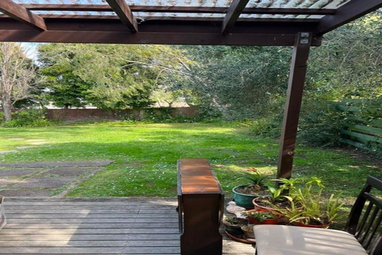 Photo of property in 2/56 Lynden Avenue, Hillcrest, Auckland, 0627