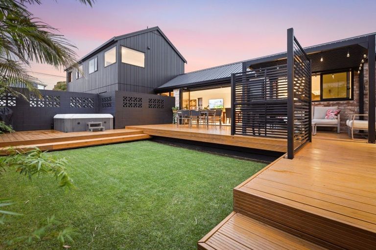 Photo of property in 8 Motiti Road, Papamoa Beach, Papamoa, 3118