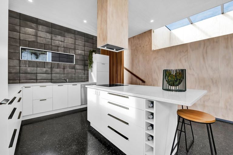 Photo of property in 82d Smart Road, Glen Avon, New Plymouth, 4312