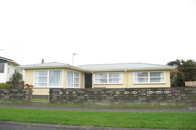 Photo of property in 47 Hume Street, Waitara, 4320