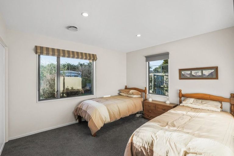 Photo of property in 12 Locarno Street, Opawa, Christchurch, 8023