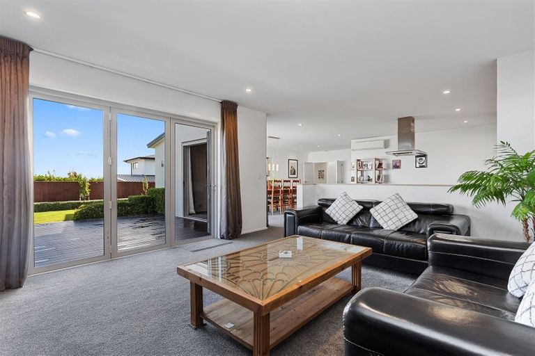 Photo of property in 140 Penruddock Rise, Westmorland, Christchurch, 8025