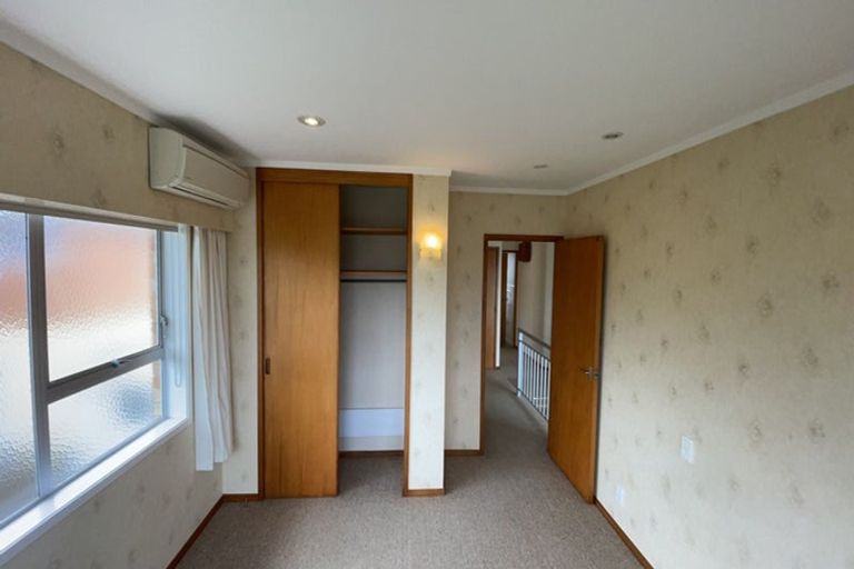 Photo of property in 24 Taitua Drive, Te Atatu South, Auckland, 0610