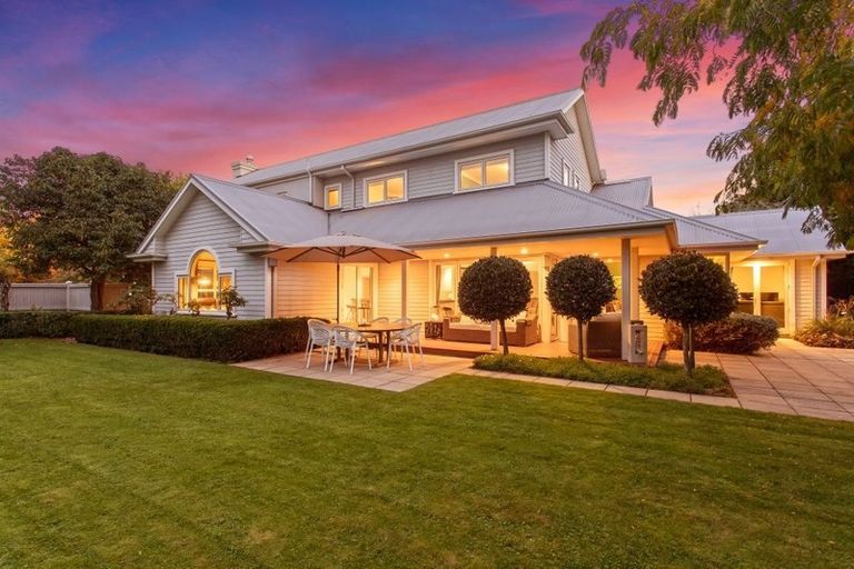 Photo of property in 4 Springvale Gardens, Harewood, Christchurch, 8051