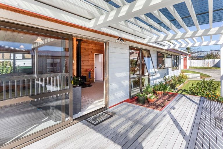 Photo of property in 11 Kauri Place, Tairua, 3508