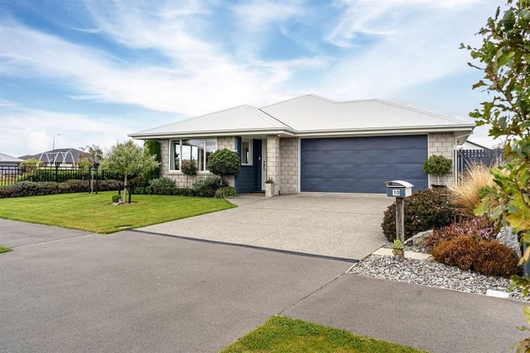 Photo of property in 10 Lawrence Drive, Rolleston, 7614