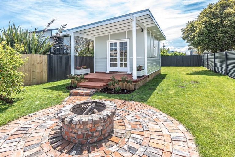 Photo of property in 42 Niblett Street, Whanganui, 4500