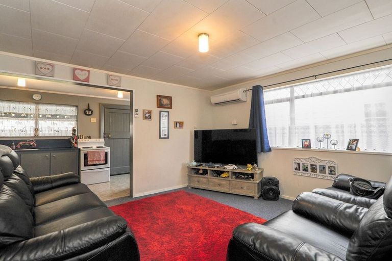 Photo of property in 206 Oxford Street, South Dunedin, Dunedin, 9012