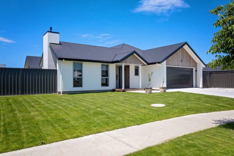 Photo of property in 7 Rangataiki Place, Awatoto, Napier, 4110