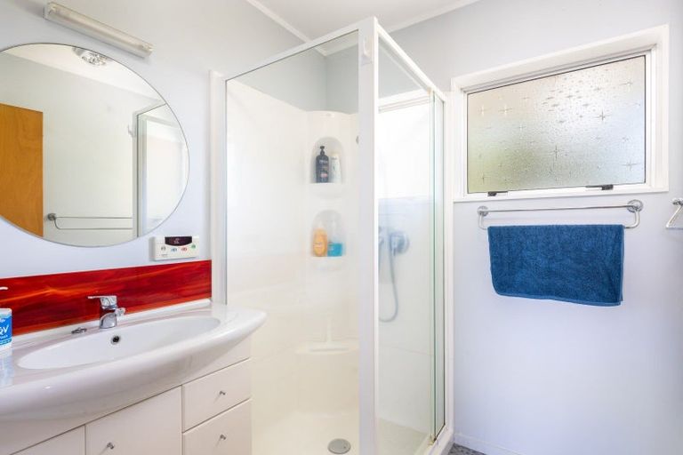 Photo of property in 4 Shortland Street, Lower Vogeltown, New Plymouth, 4310