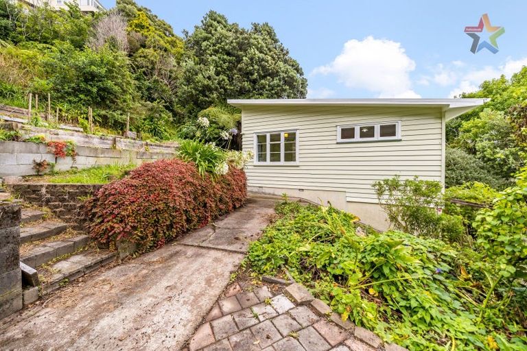 Photo of property in 33 Parnell Street, Fairfield, Lower Hutt, 5011