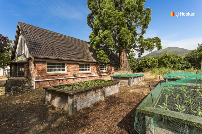 Photo of property in 101 Gladstone Road South, East Taieri, Mosgiel, 9024