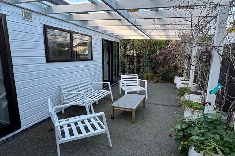 Photo of property in 2c Cashmere Avenue, Khandallah, Wellington, 6035