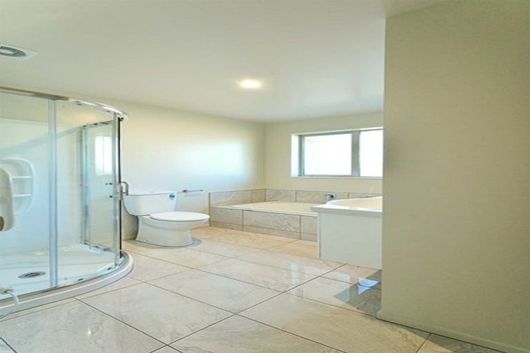 Photo of property in 5 Keeper Close, Woodend, 7610