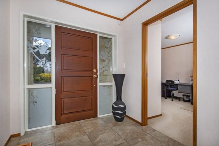 Photo of property in 46 Crawford Road, Maungakaramea, 0178